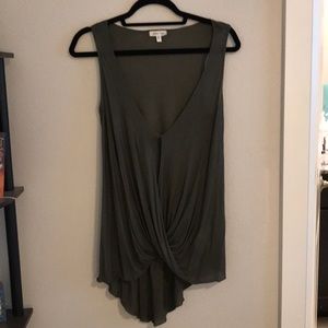 Dark green v-neck flowy tank top